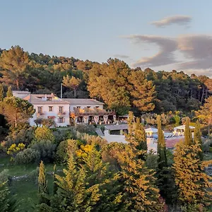La Petite Hotel Tourtour